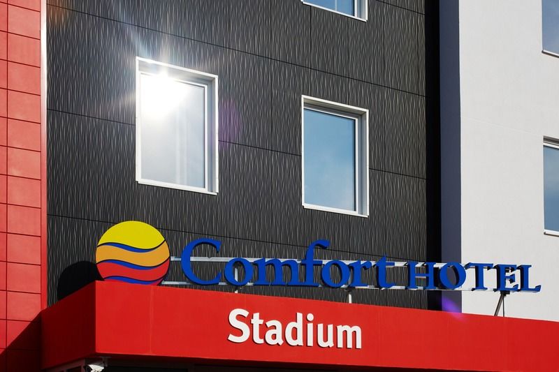 Kyriad Lyon Est Stadium Eurexpo Meyzieu Exterior photo