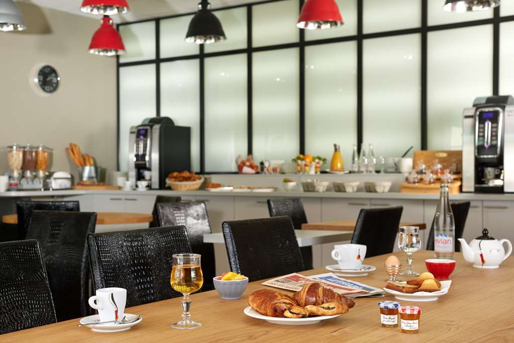 Kyriad Lyon Est Stadium Eurexpo Meyzieu Restaurant photo